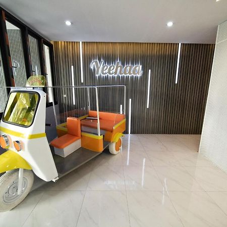 Yeehaa Bangsue Aparthotel Bangkok Exterior photo